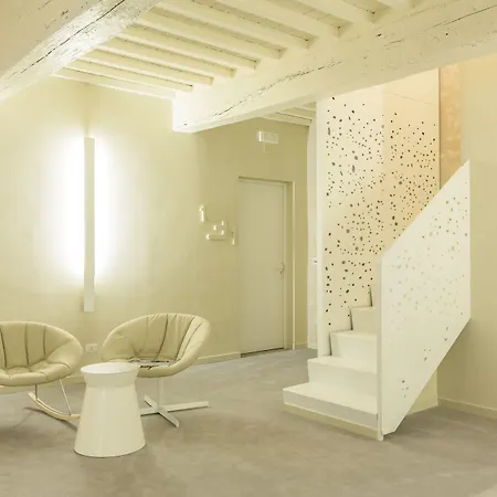 Hotell & Le Colombare