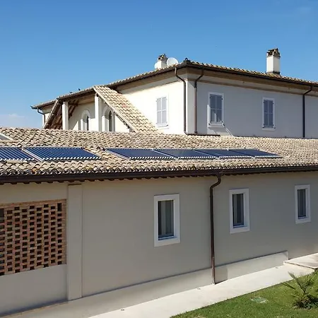 & Le Colombare 3*