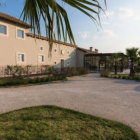 & Le Colombare 3*