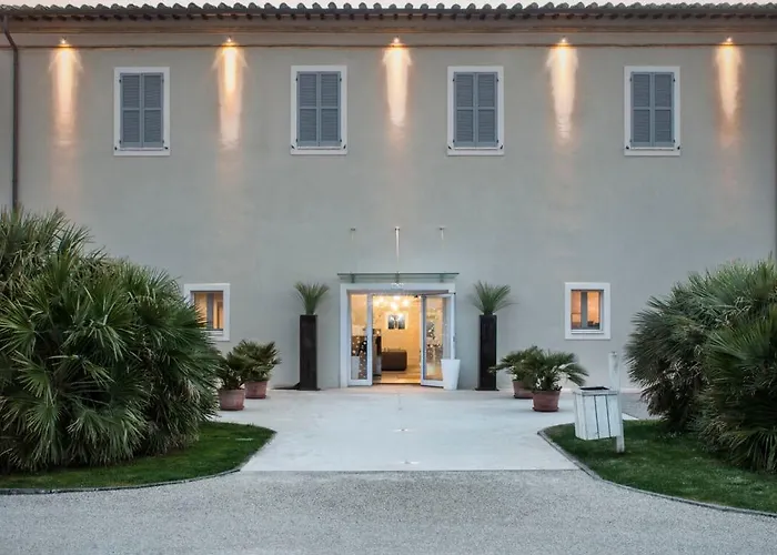 Hotel & Le Colombare 3*