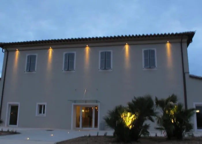 & Le Colombare 3* Foligno